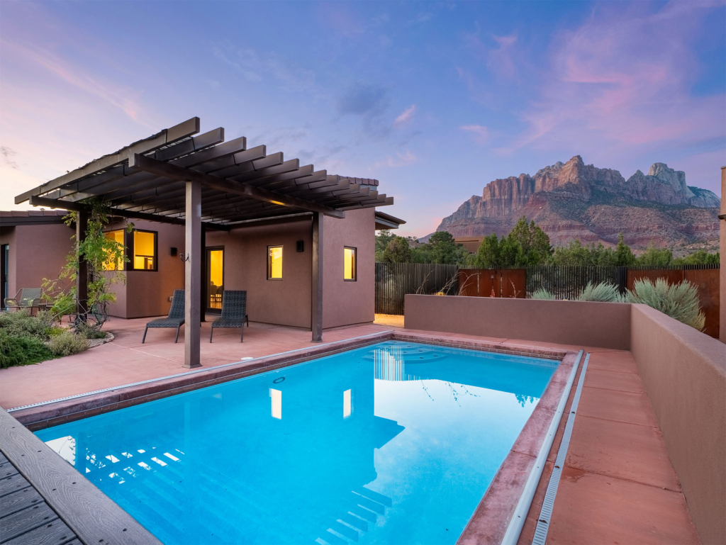 2548 Anasazi Way
